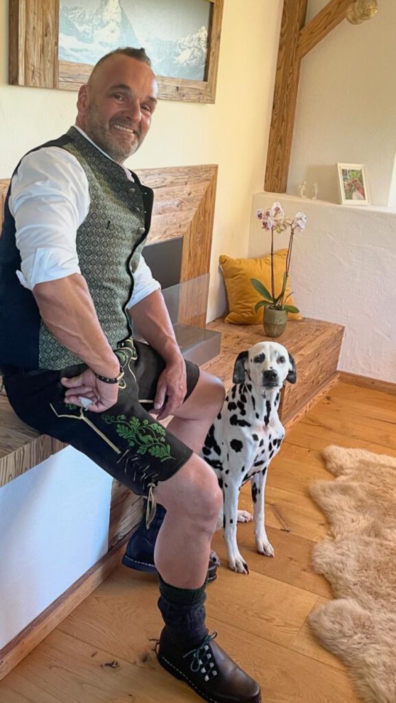 Porträt von Florian Madaus, Geschäftsinhaber der Isartaler Garten GbR in Bad Tölz.